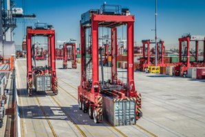 Kalmar automated straddle carriers
