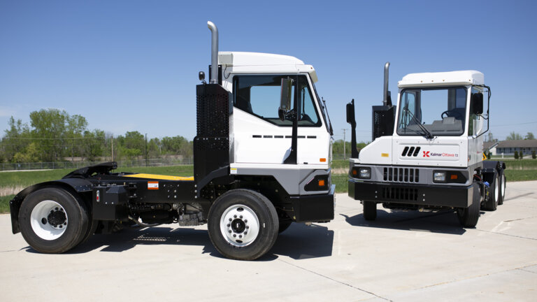 Conheça o Terminal Tractor T2 Port